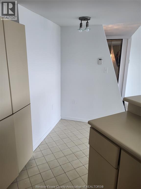 380 Pelissier Unit# 1302, Windsor, ON - Indoor