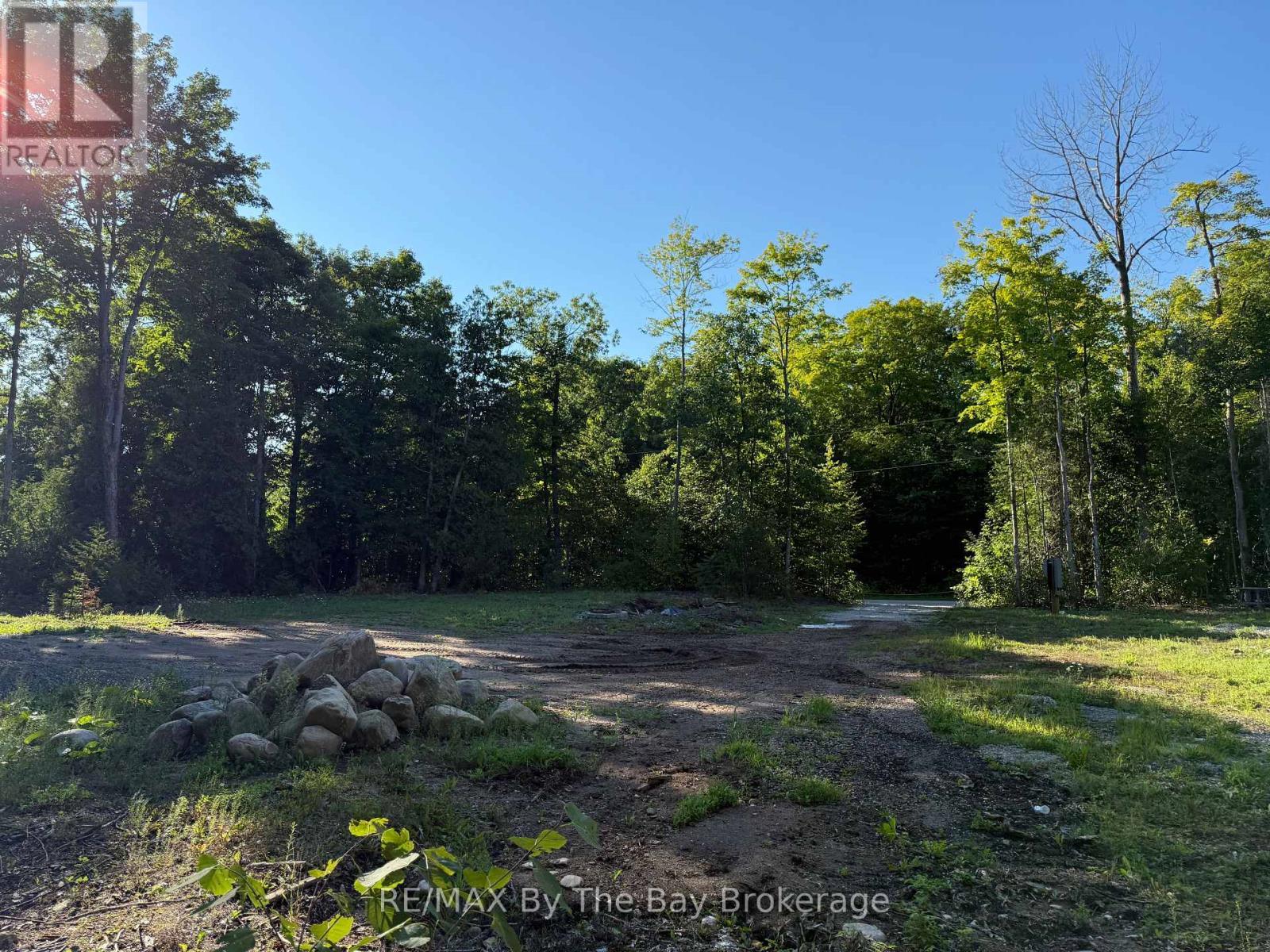 909 17 Concession, Tiny, ON