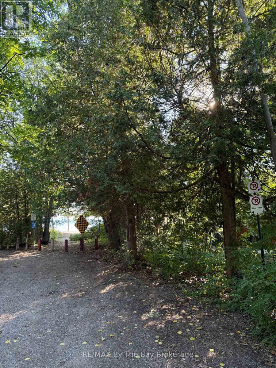 909 17 Concession, Tiny, ON