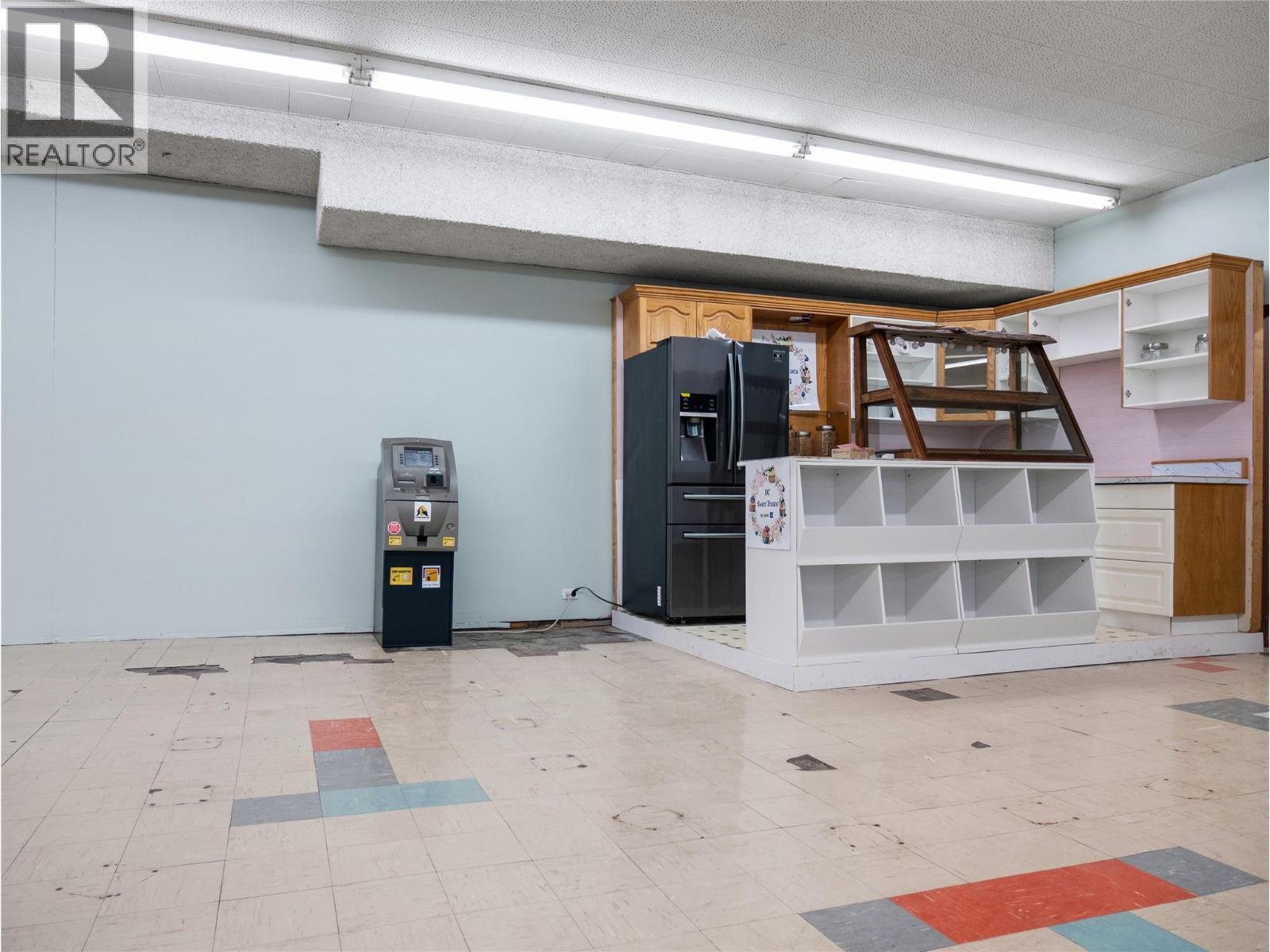 10121 10 Street, Dawson Creek, BC