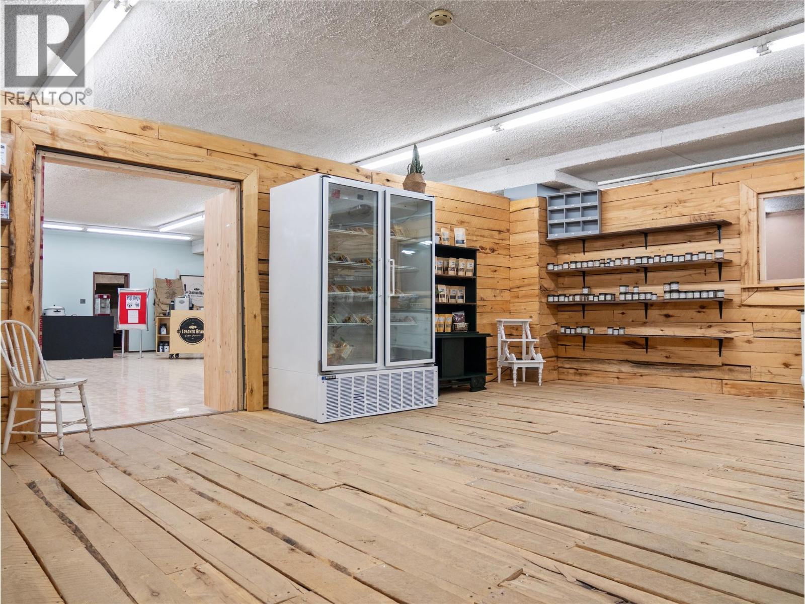 10121 10 Street, Dawson Creek, BC