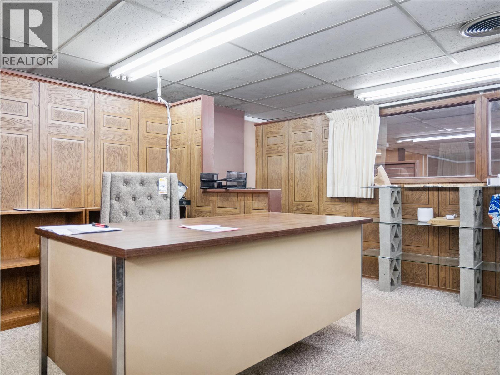 10121 10 Street, Dawson Creek, BC