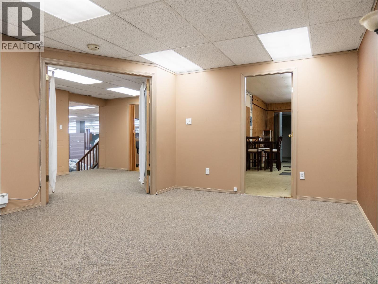 10121 10 Street, Dawson Creek, BC