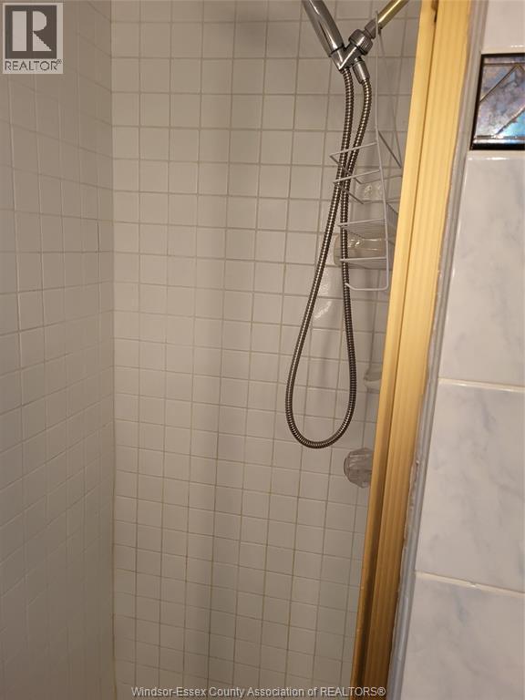 380 Pelissier Unit# 1302, Windsor, ON - Indoor Photo Showing Bathroom