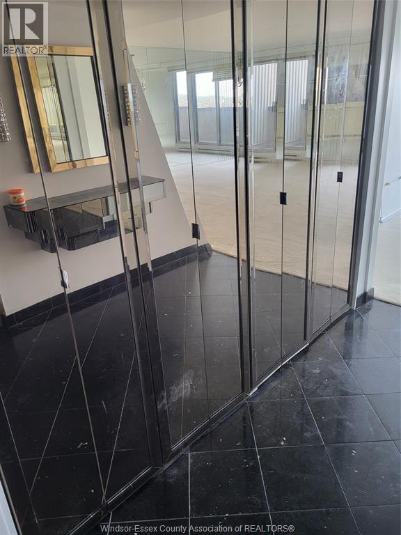 380 Pelissier Unit# 1302, Windsor, ON - Indoor Photo Showing Other Room