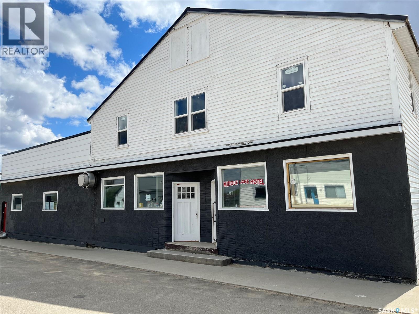 109 Centre Street, Middle Lake, SK