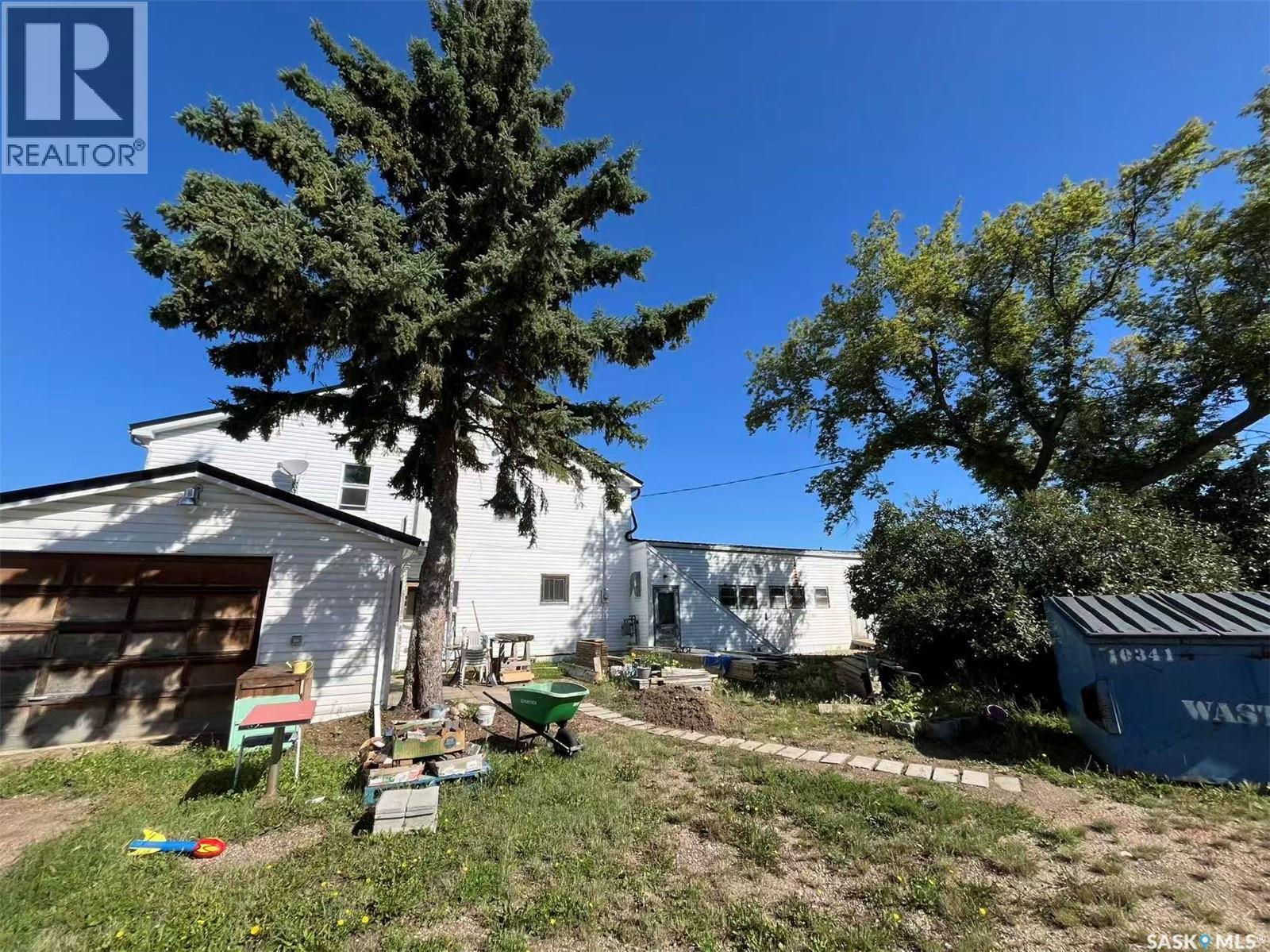 109 Centre Street, Middle Lake, SK