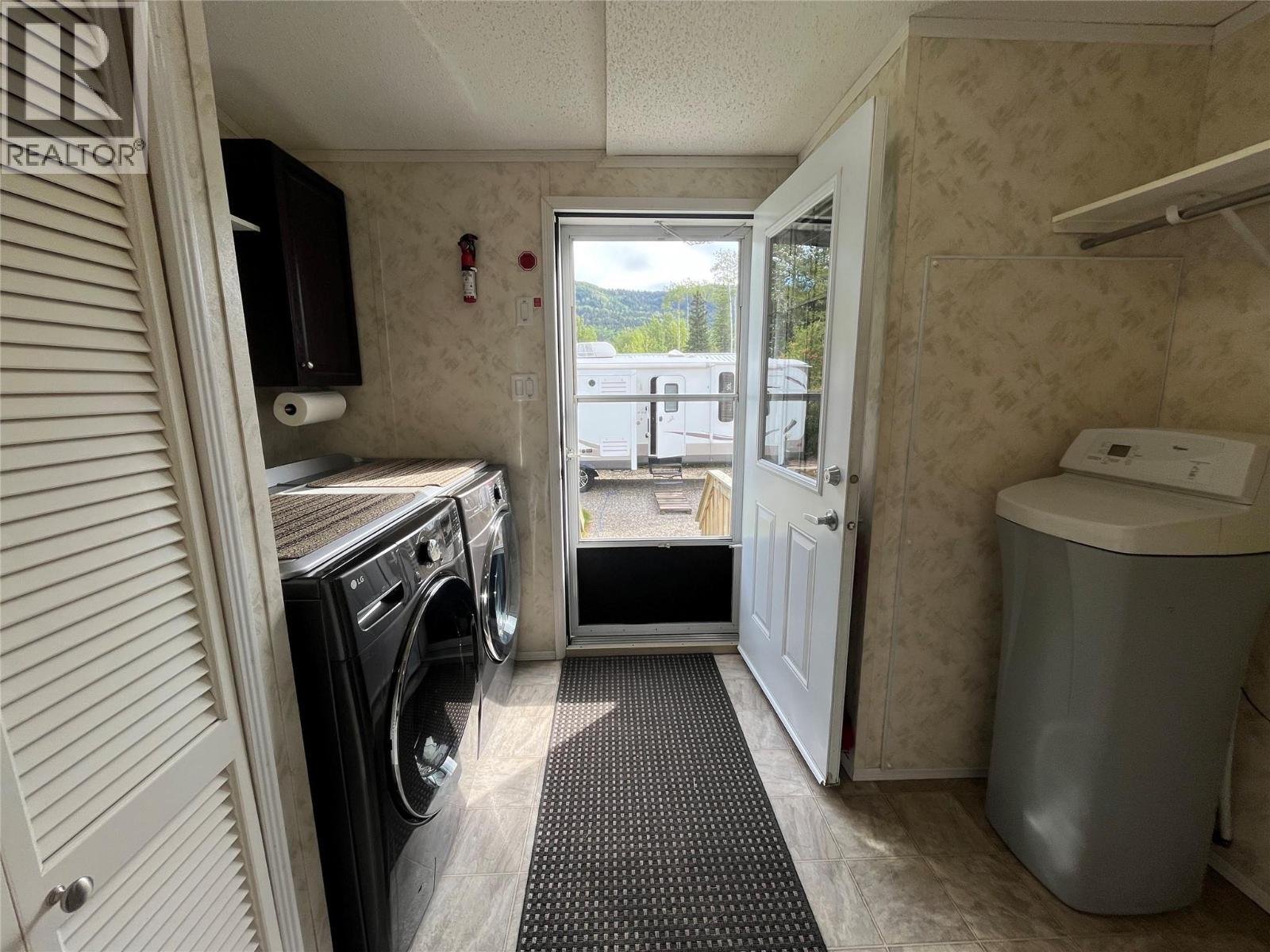 136 Rockcliffe Place, Tumbler Ridge, BC