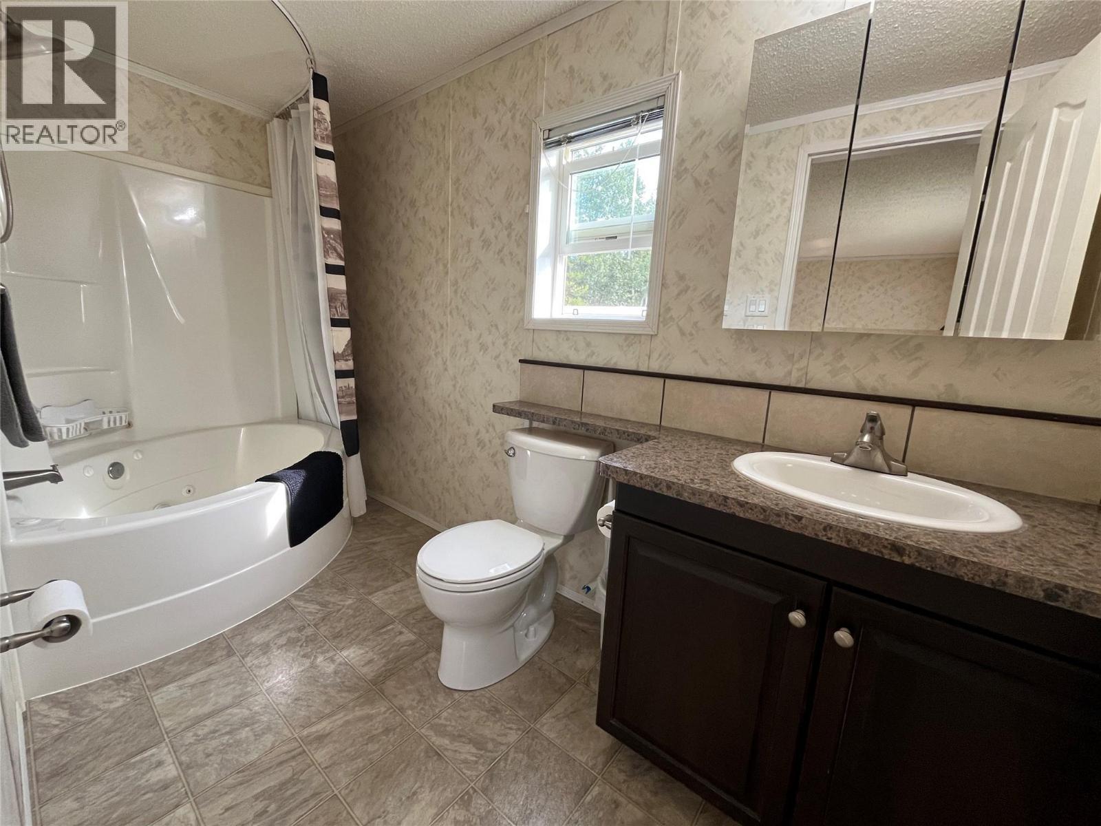 136 Rockcliffe Place, Tumbler Ridge, BC