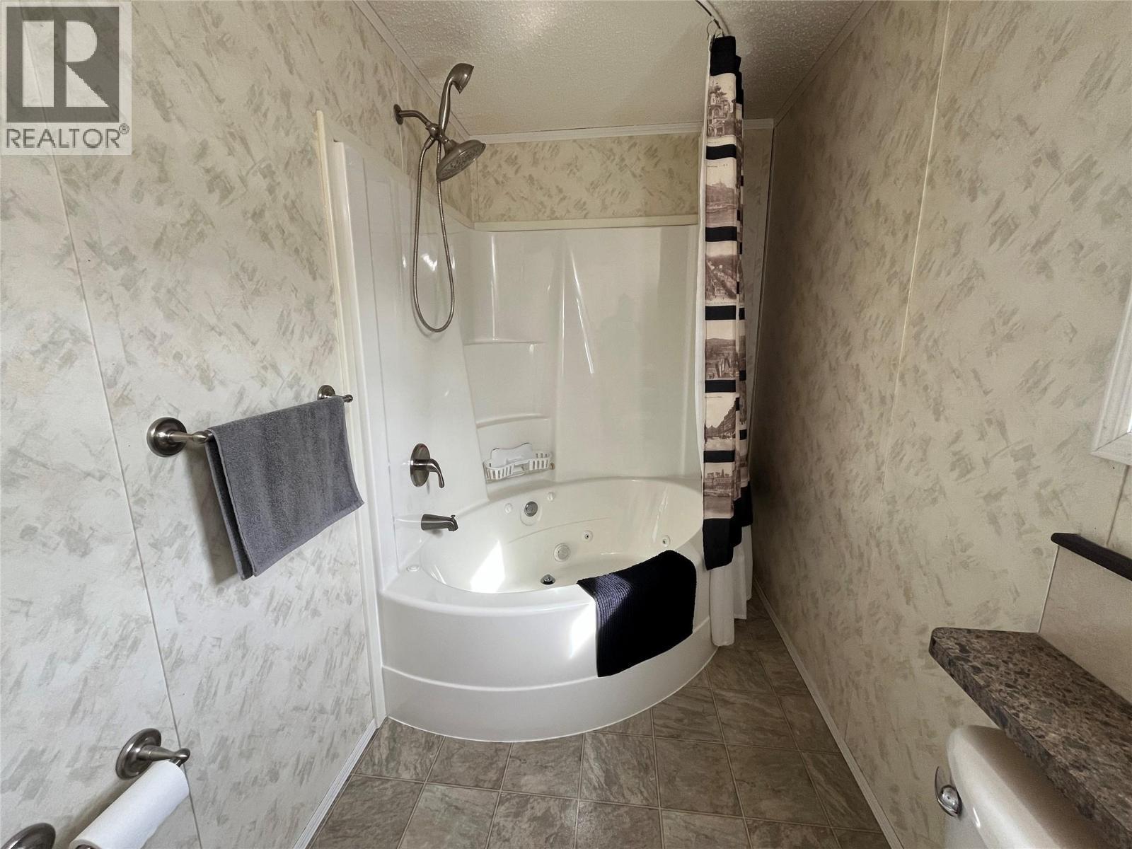 136 Rockcliffe Place, Tumbler Ridge, BC