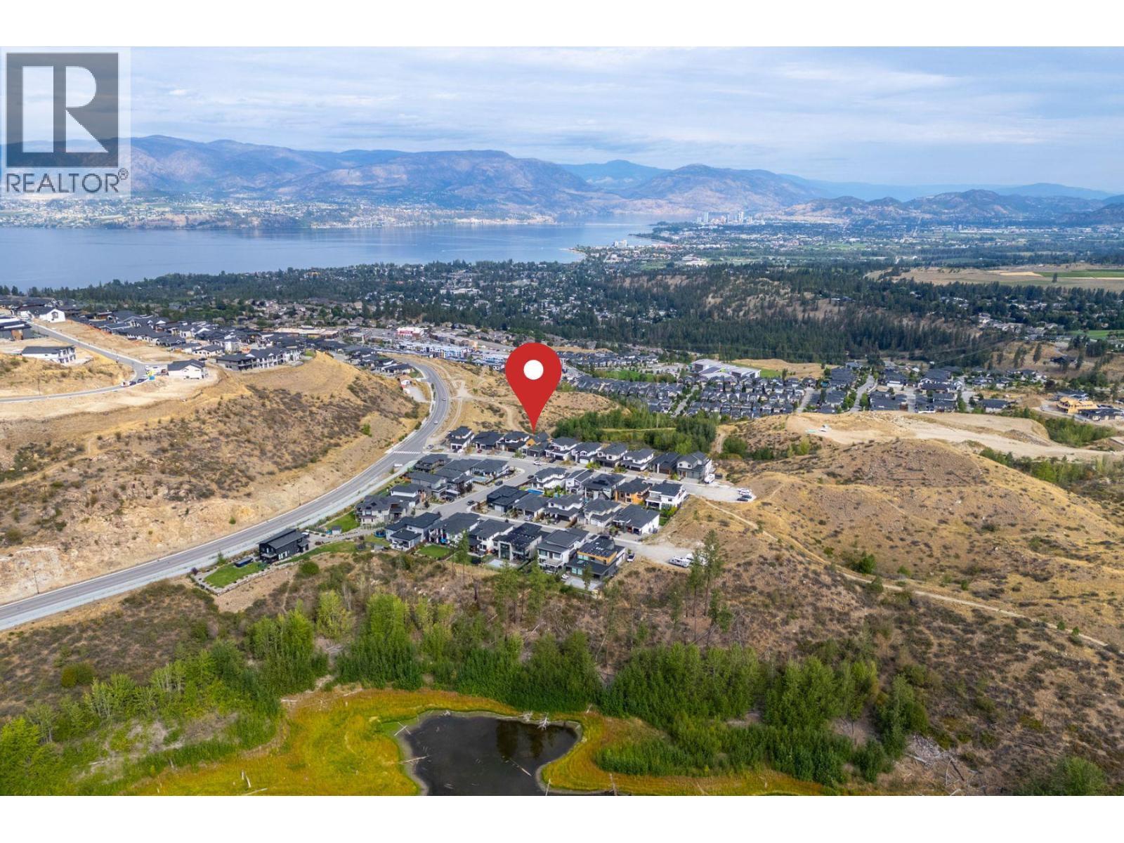 1240 Ponds Avenue, Kelowna, BC - Outdoor With View