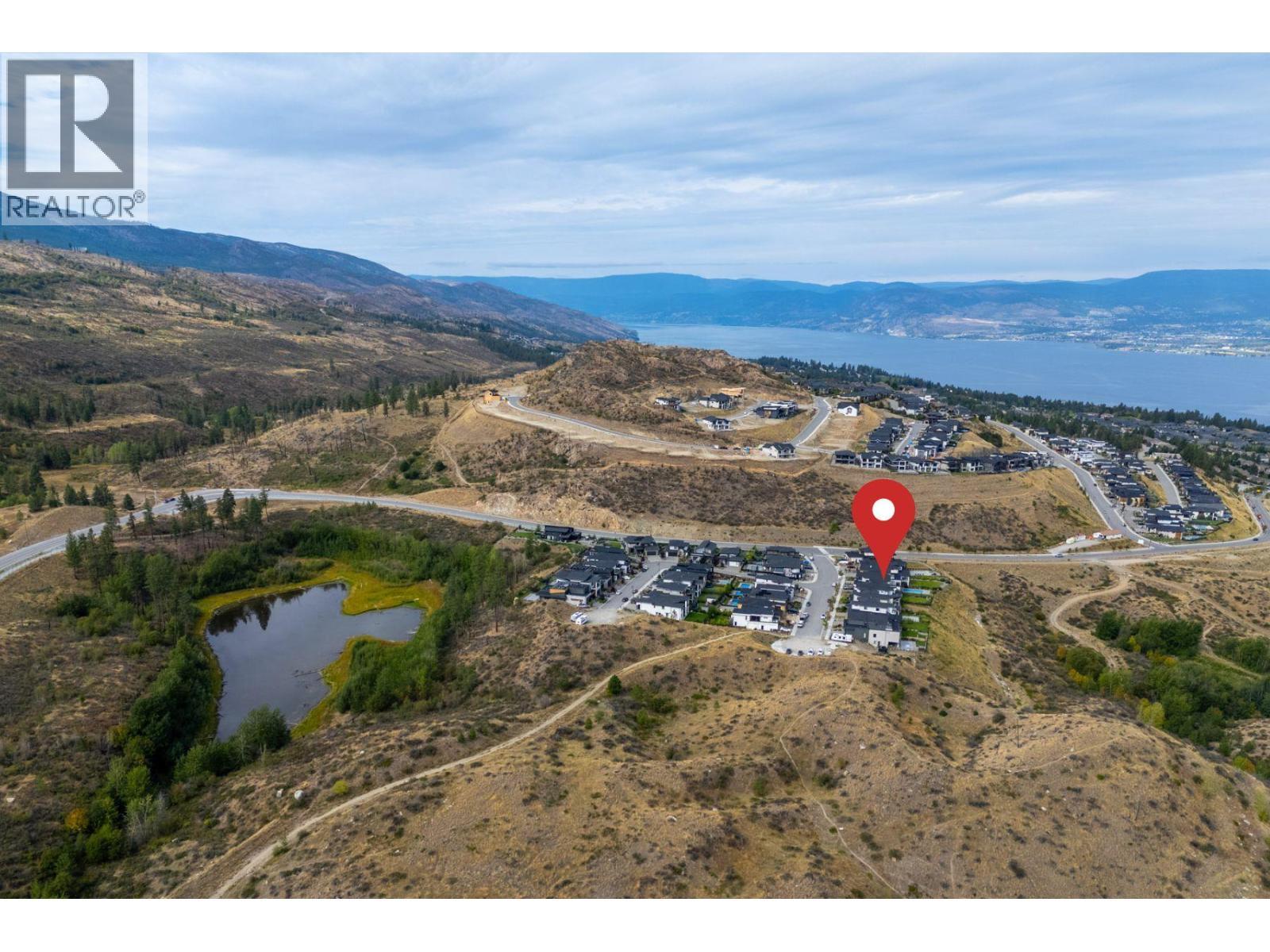 1240 Ponds Avenue, Kelowna, BC - Outdoor With View