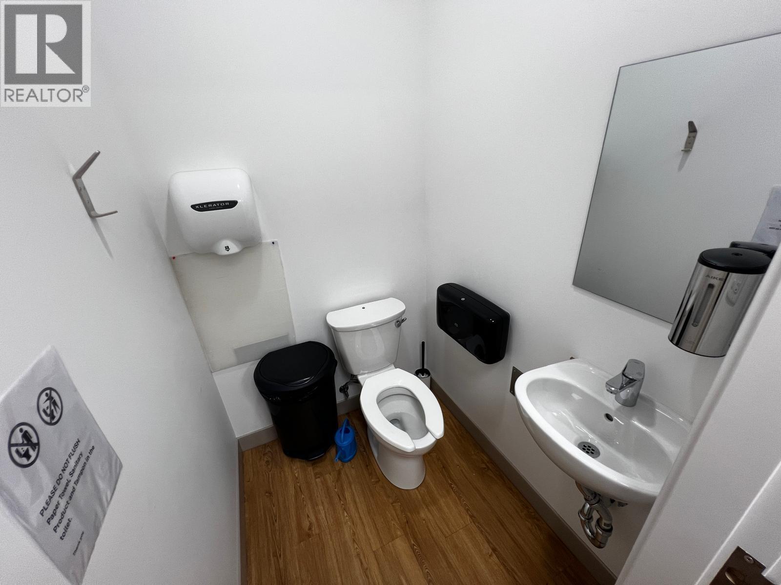 204 2227 Mcallister Avenue, Coquitlam, BC