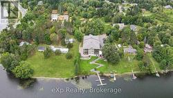 An intimate building of 21 suites -