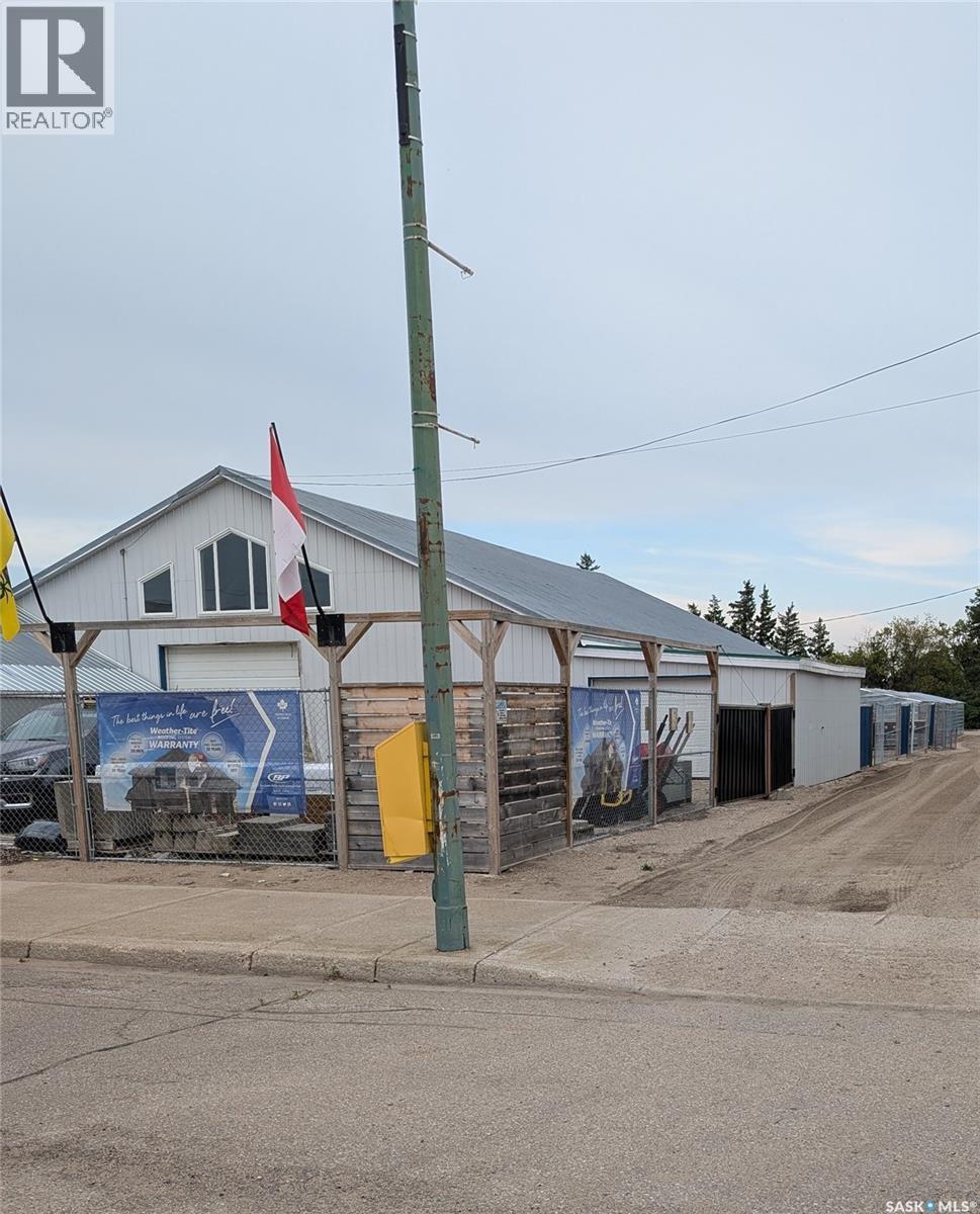 435 Main Street, Foam Lake, SK