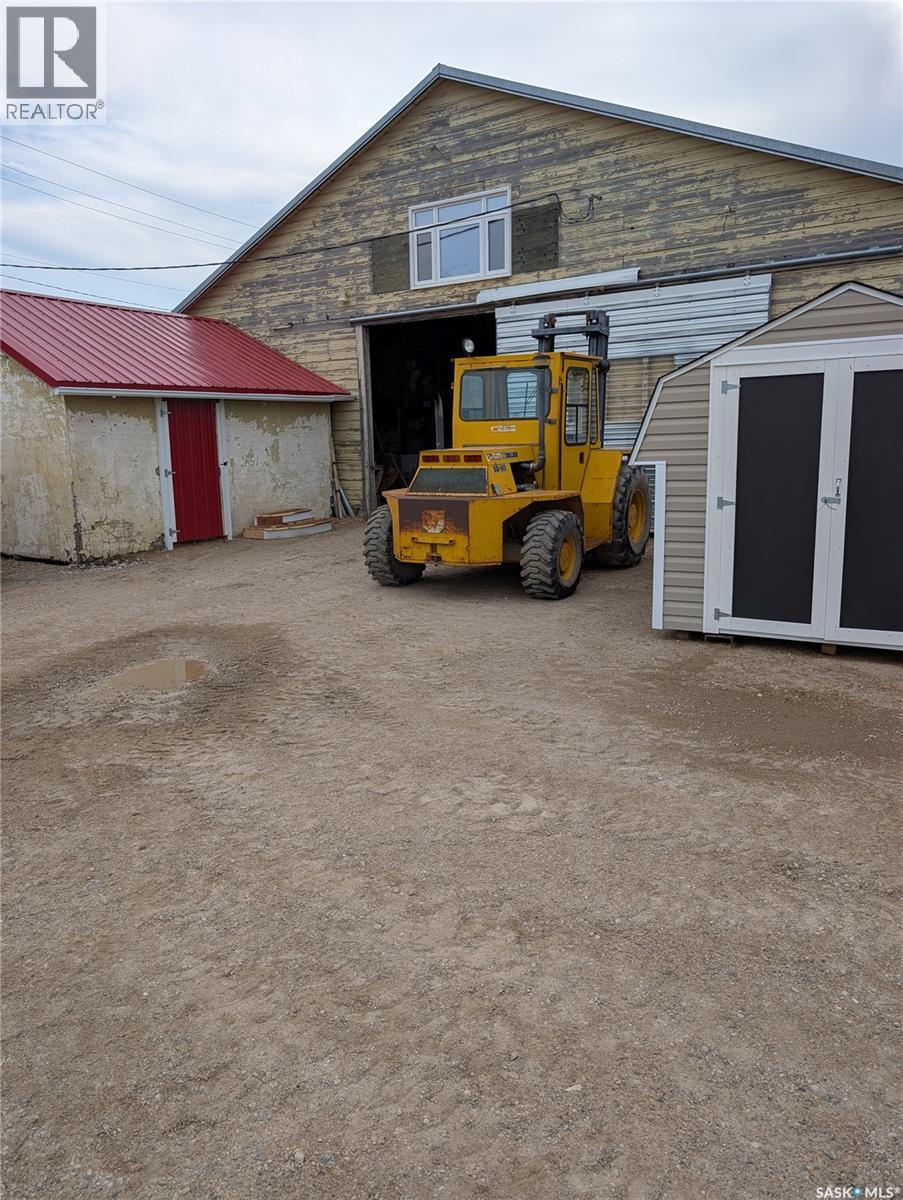 435 Main Street, Foam Lake, SK