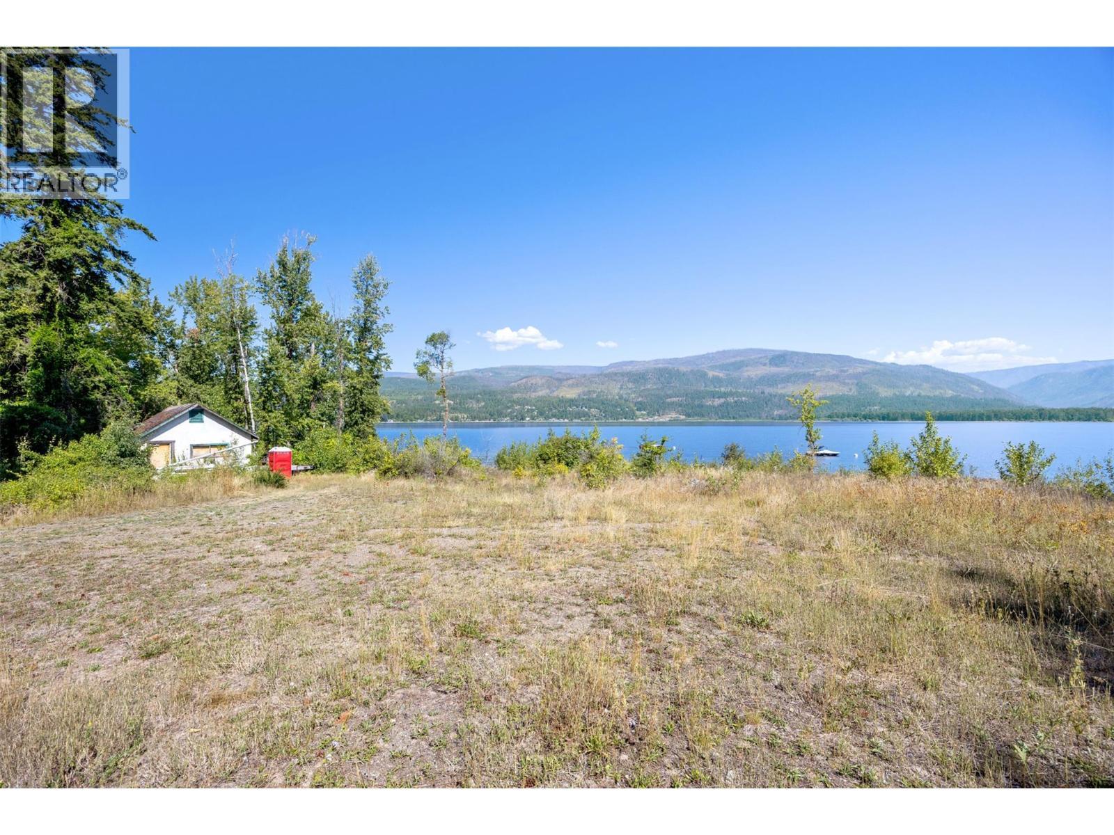 663 Waverly Park Frontage Road, Sorrento, BC
