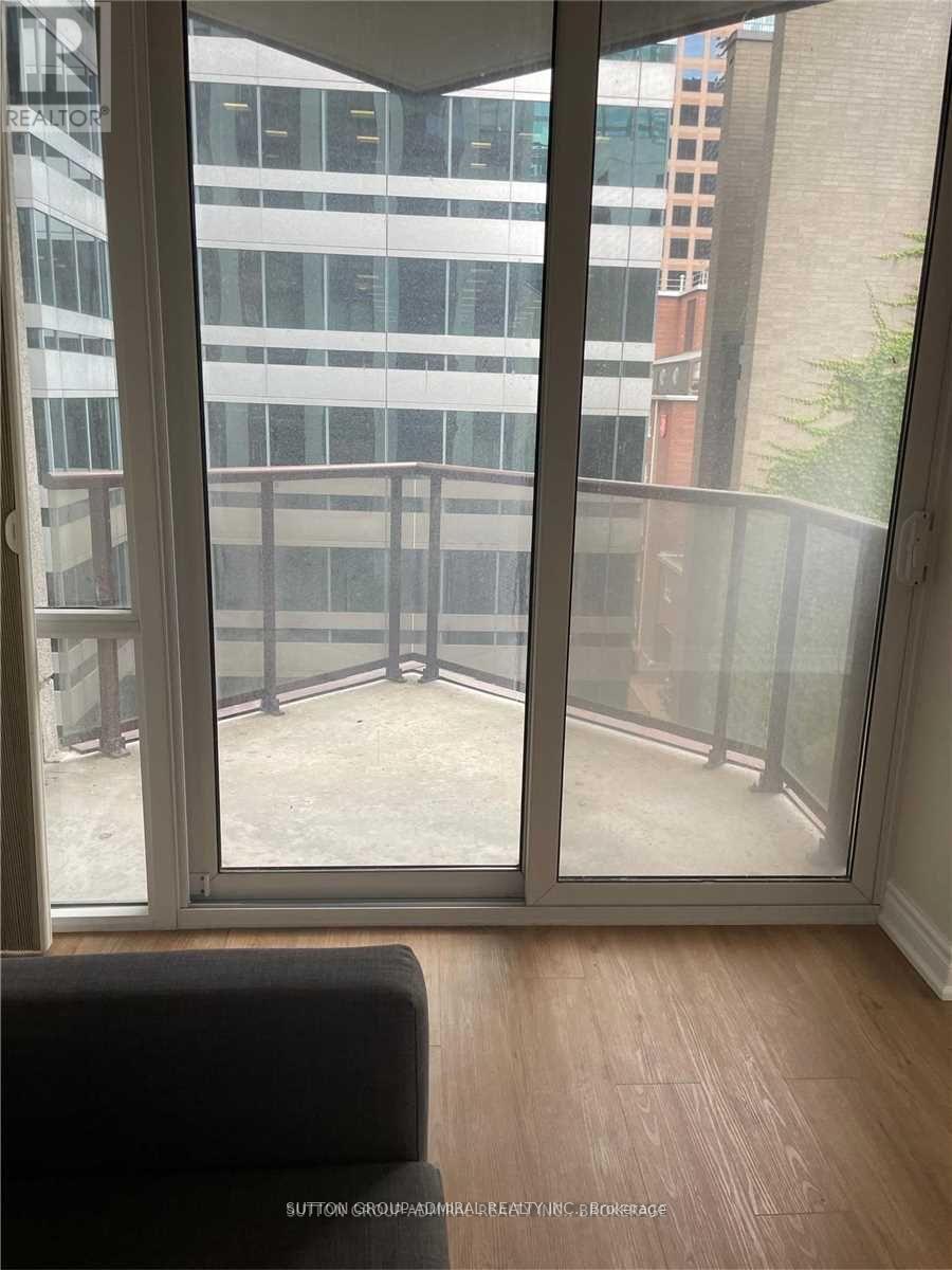 610 - 85 Bloor Street E, Toronto, ON - Indoor Photo Showing Other Room