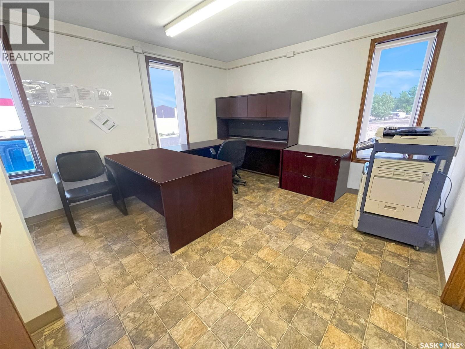 503 North Railway Street W, Swift Current, SK