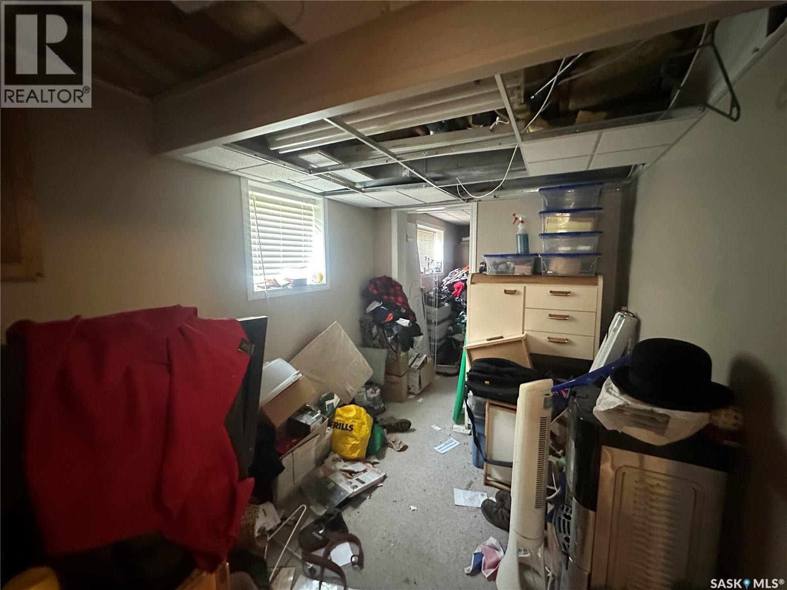 7 Charles Crescent, Regina, SK - Indoor