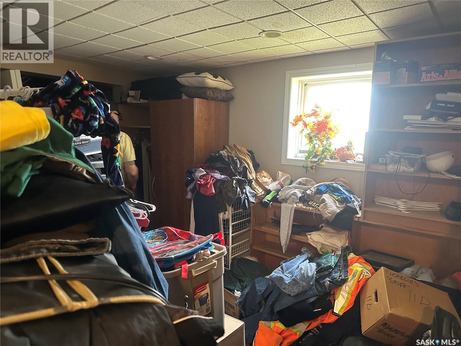 7 Charles Crescent, Regina, SK - Indoor