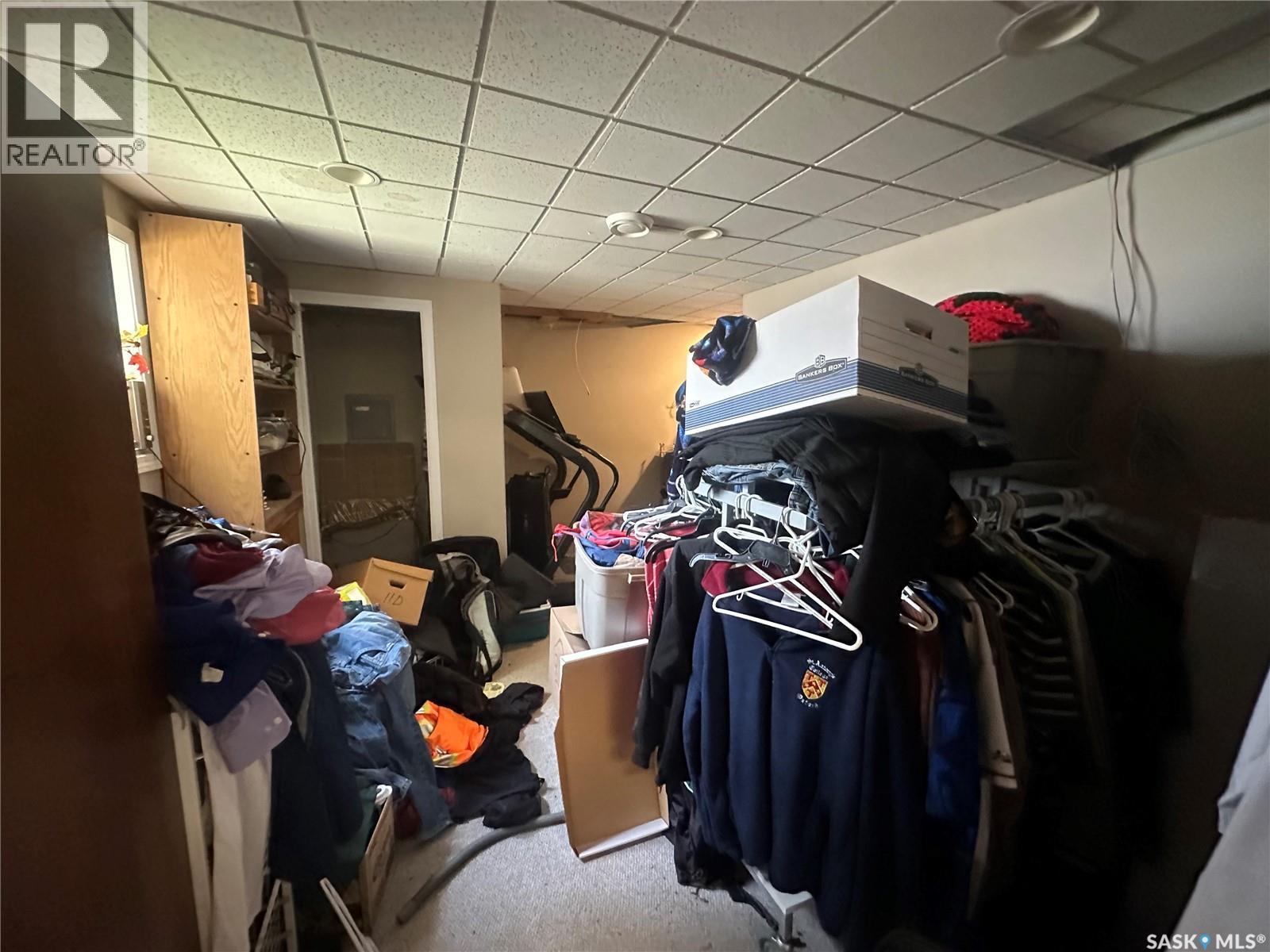 7 Charles Crescent, Regina, SK - Indoor