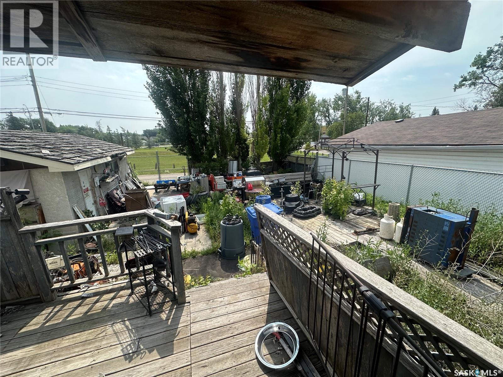 7 Charles Crescent, Regina, SK - Outdoor