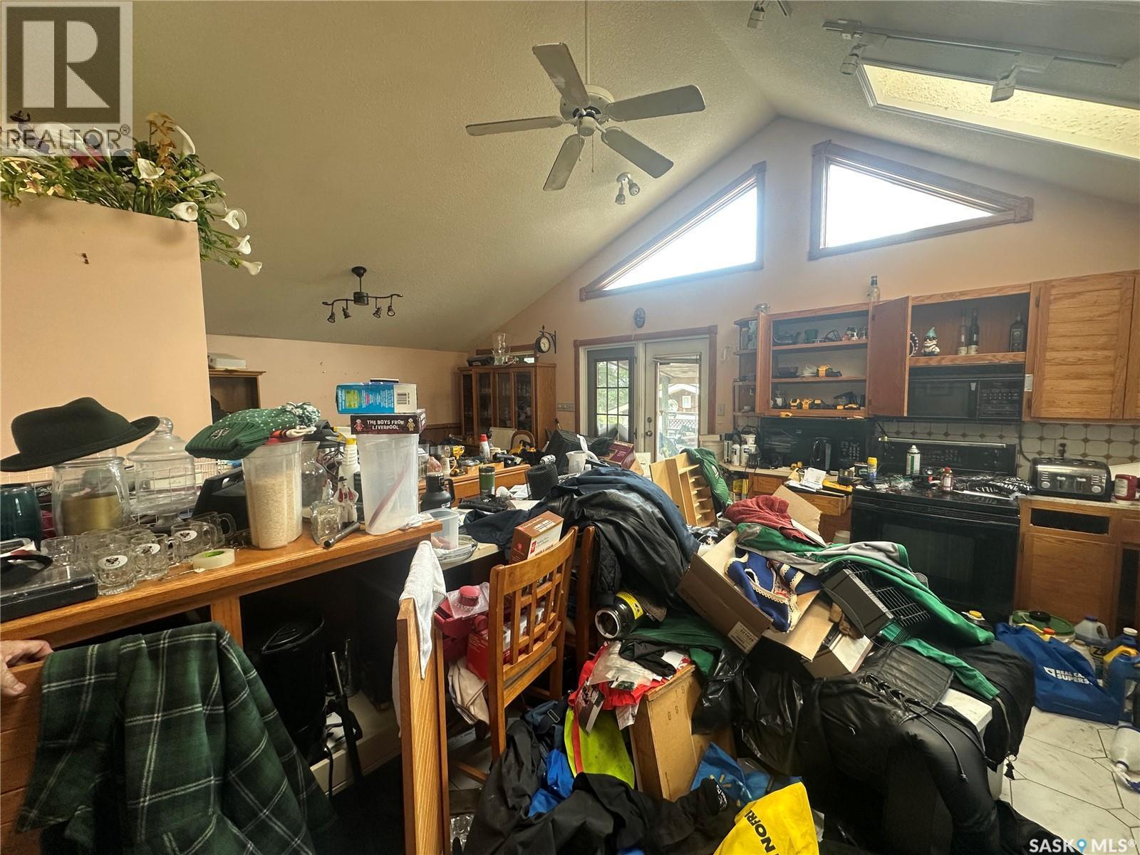 7 Charles Crescent, Regina, SK - Indoor Photo Showing Other Room