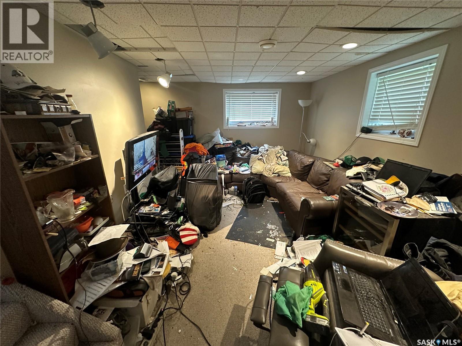 7 Charles Crescent, Regina, SK - Indoor