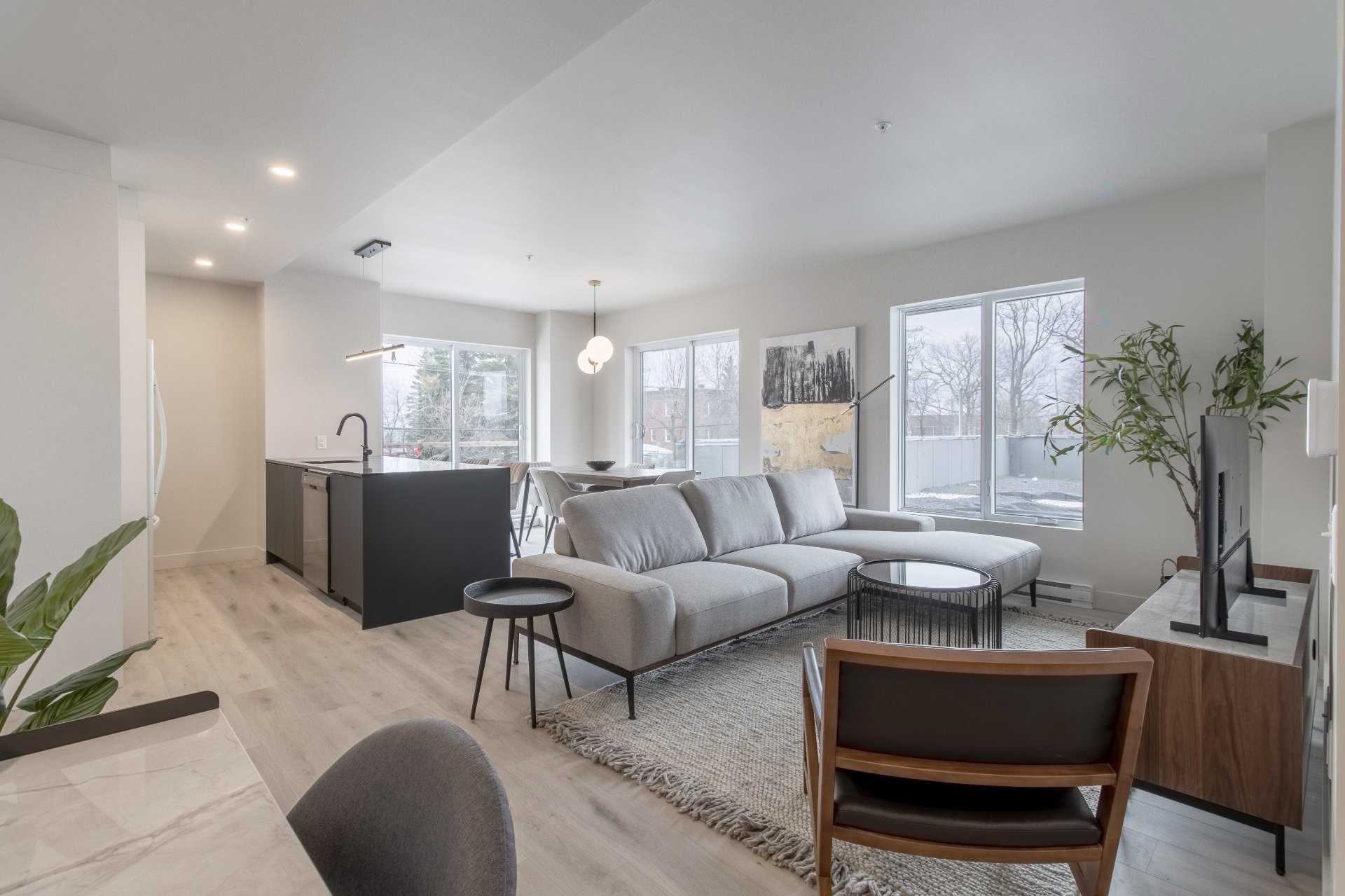 Living Room - 501-992 Av. Roland-Beaudin, Québec (Sainte-Foy/Sillery/Cap-Rouge), QC - Indoor Photo Showing Living Room