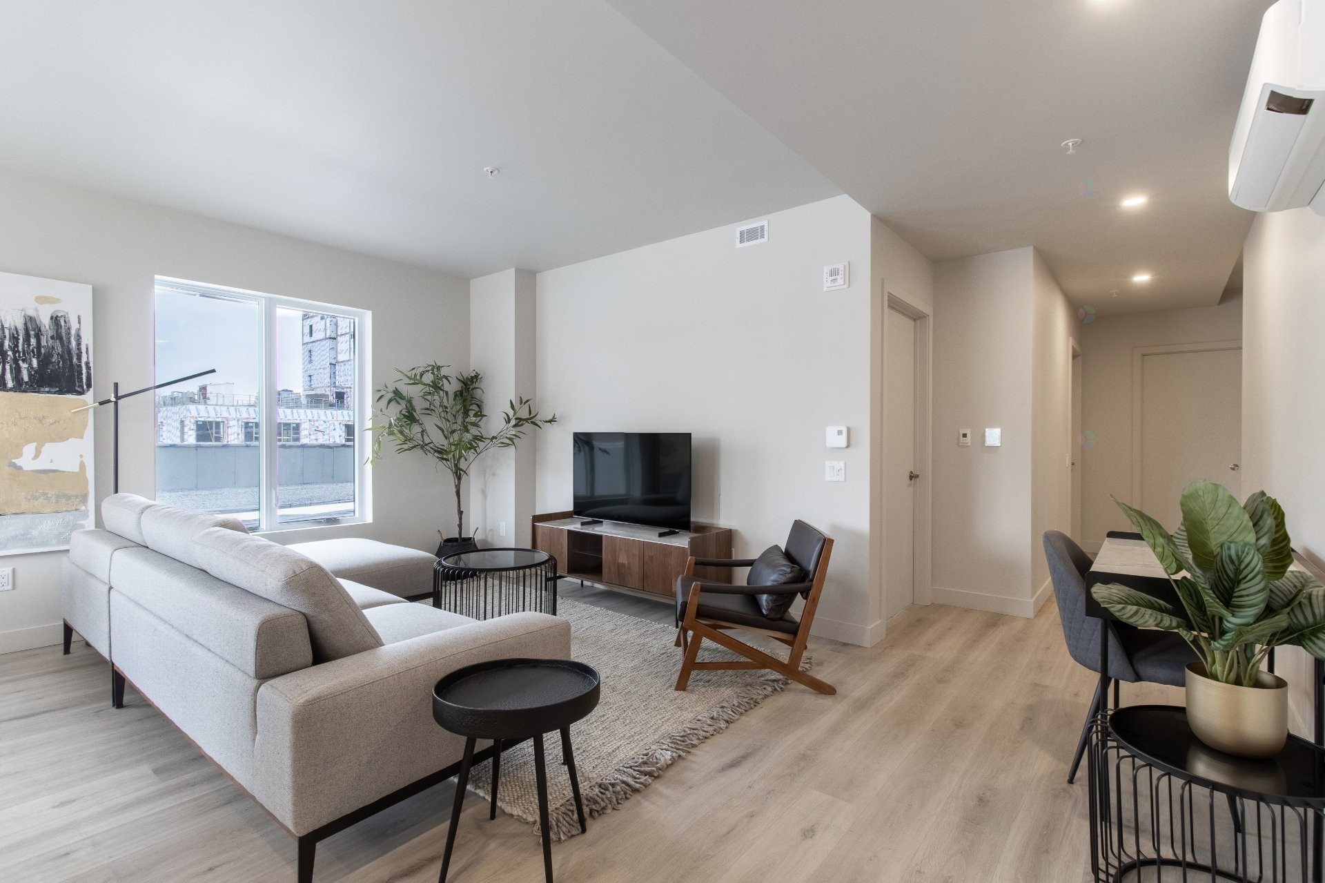 Living Room - 501-992 Av. Roland-Beaudin, Québec (Sainte-Foy/Sillery/Cap-Rouge), QC - Indoor Photo Showing Living Room