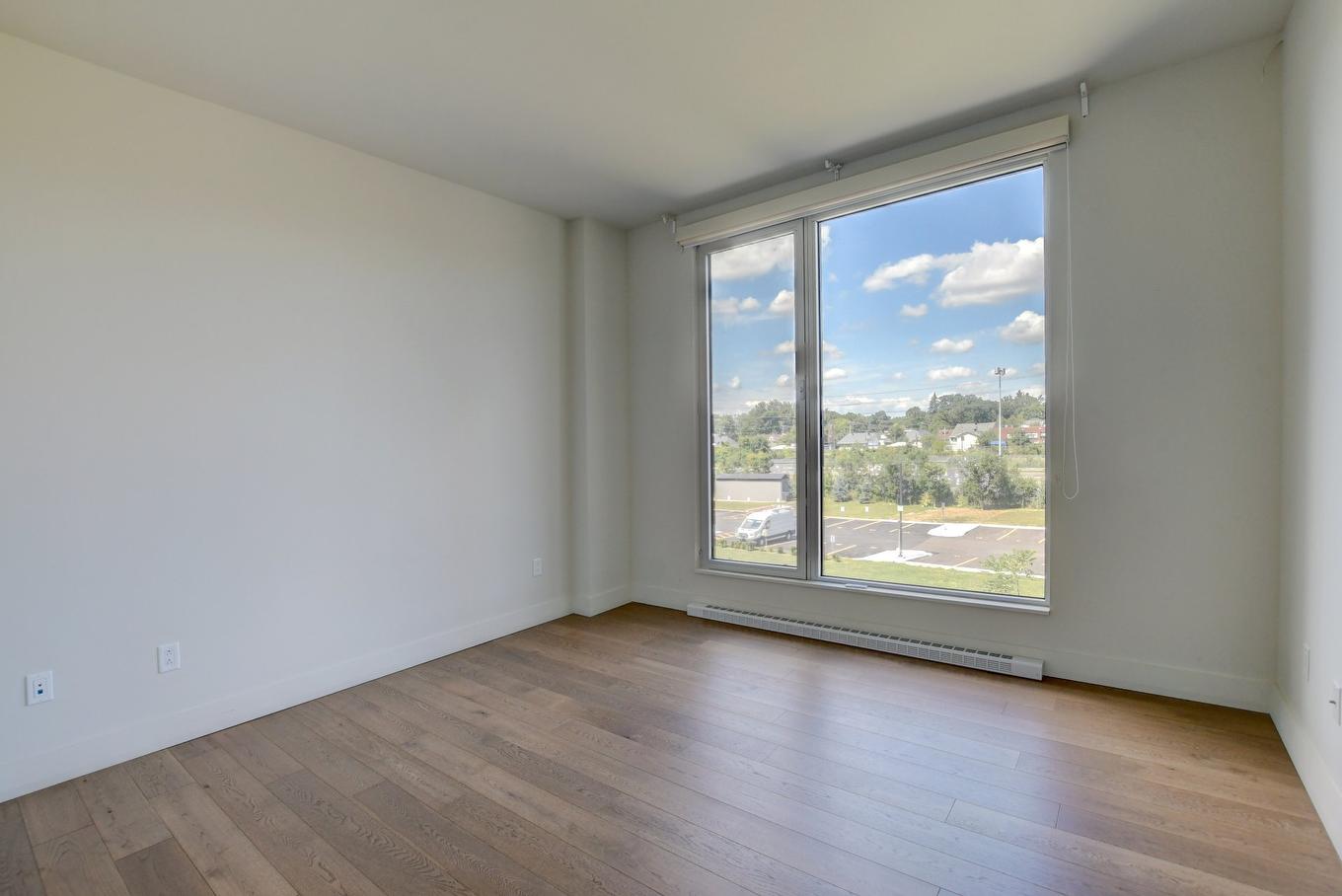 Chambre à coucher principale - 309-36 Ch. Du Bord-Du-Lac-Lakeshore, Pointe-Claire, QC - Indoor Photo Showing Other Room