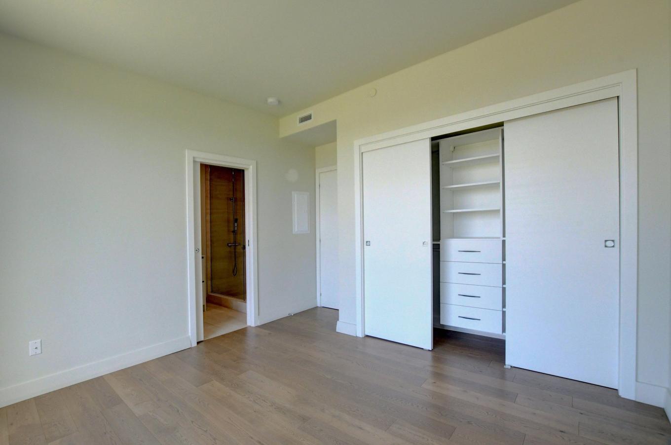 Chambre à coucher principale - 309-36 Ch. Du Bord-Du-Lac-Lakeshore, Pointe-Claire, QC - Indoor Photo Showing Other Room