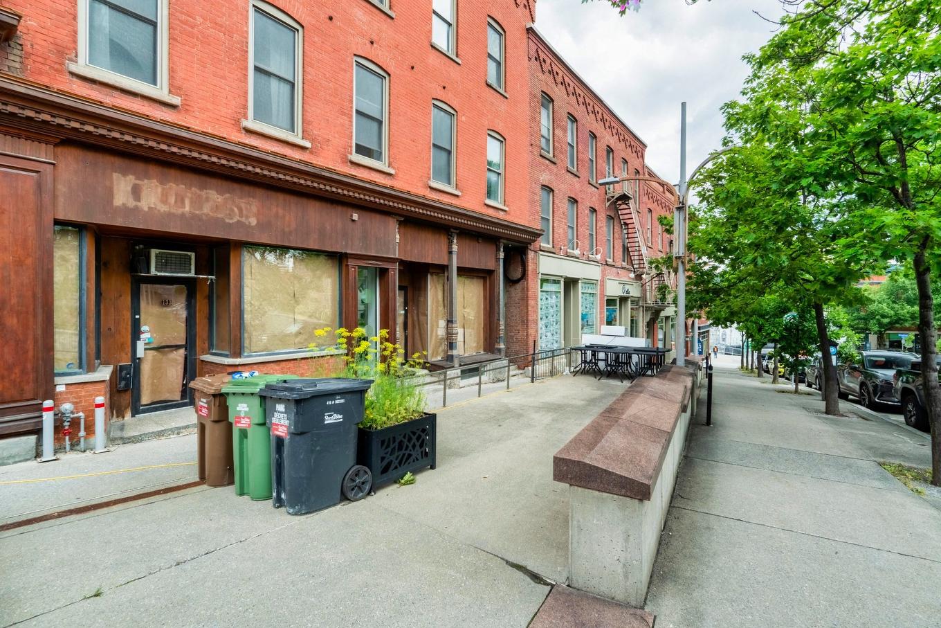 Frontage - 137 Rue Frontenac, Sherbrooke (Les Nations), QC