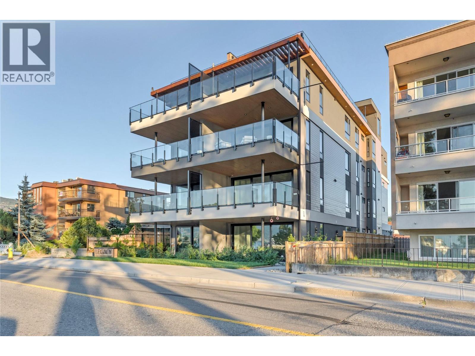 602 Lakeshore Drive Unit# 402, Penticton, BC - Outdoor With Balcony