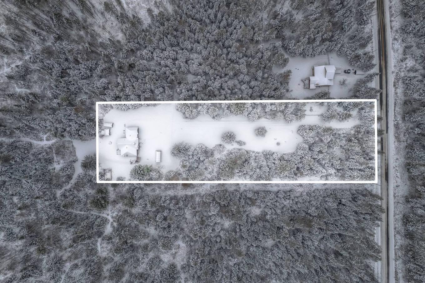 Aerial photo - 535 Rue Émond, Mont-Tremblant, QC -