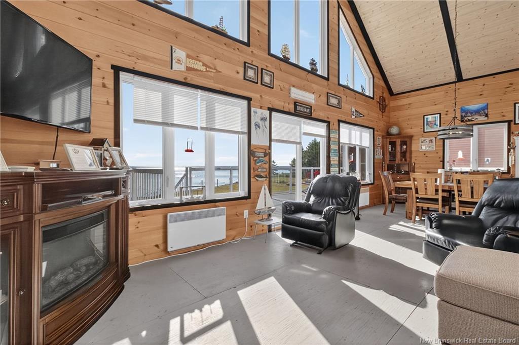 928 475 Rte, Bouctouche Bay, NB