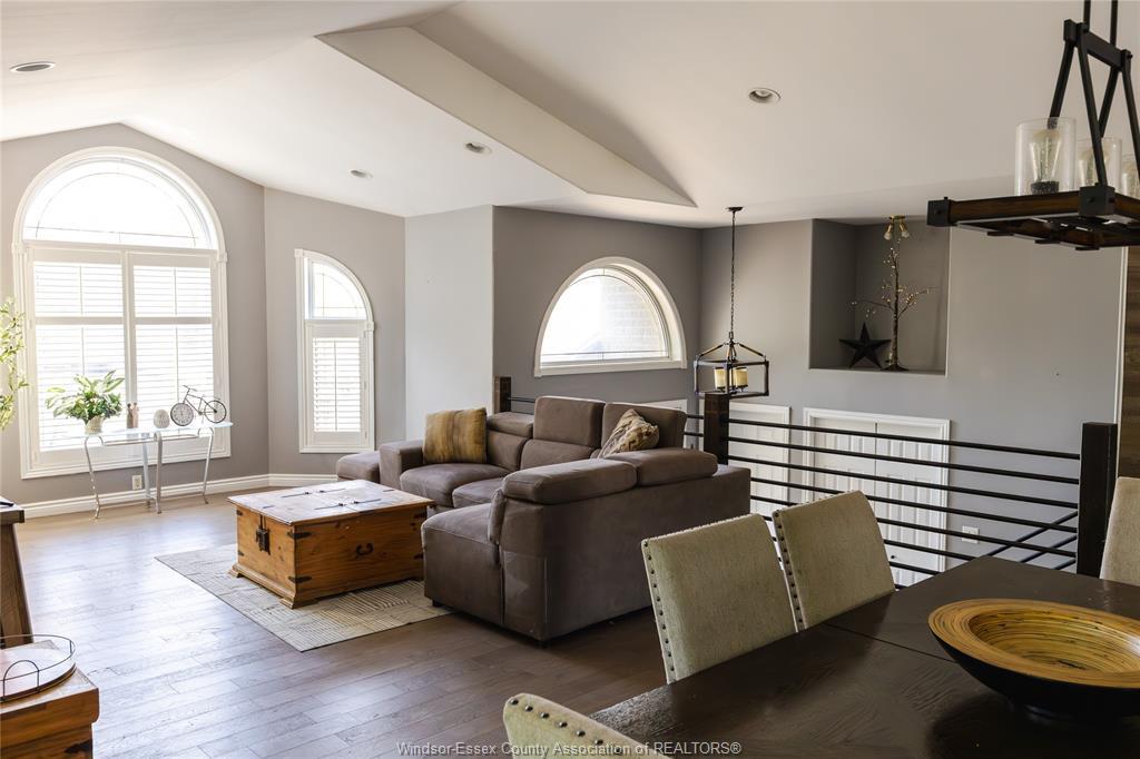 8510 Baseline, Windsor, ON