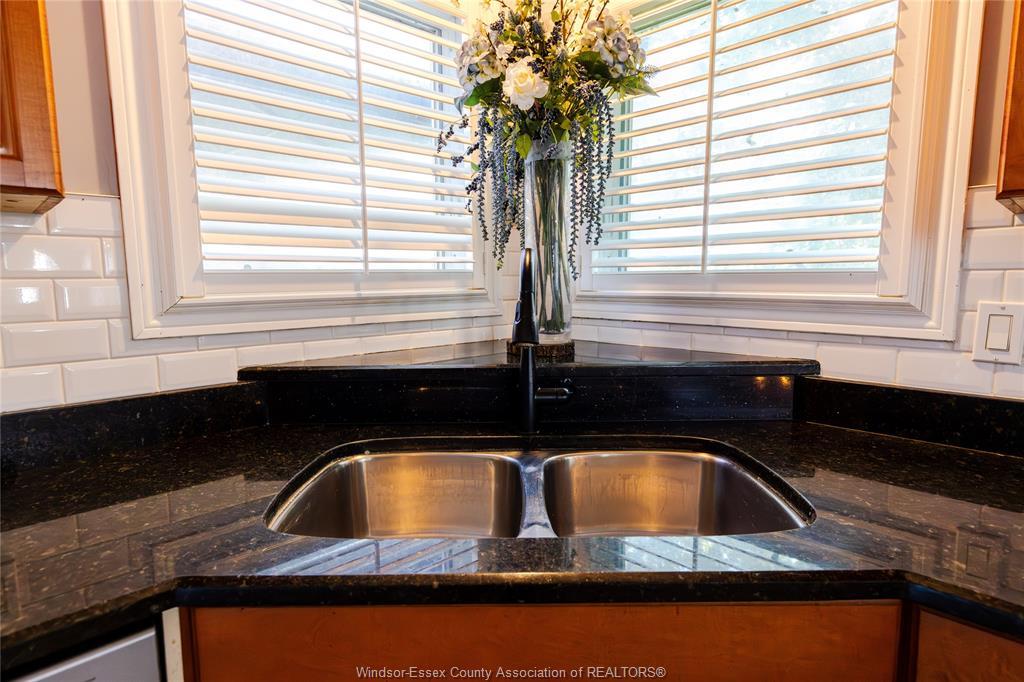 8510 Baseline, Windsor, ON