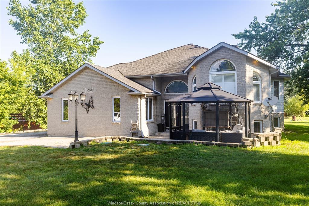 8510 Baseline, Windsor, ON