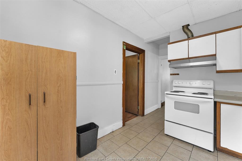 466 Rankin, Windsor, ON