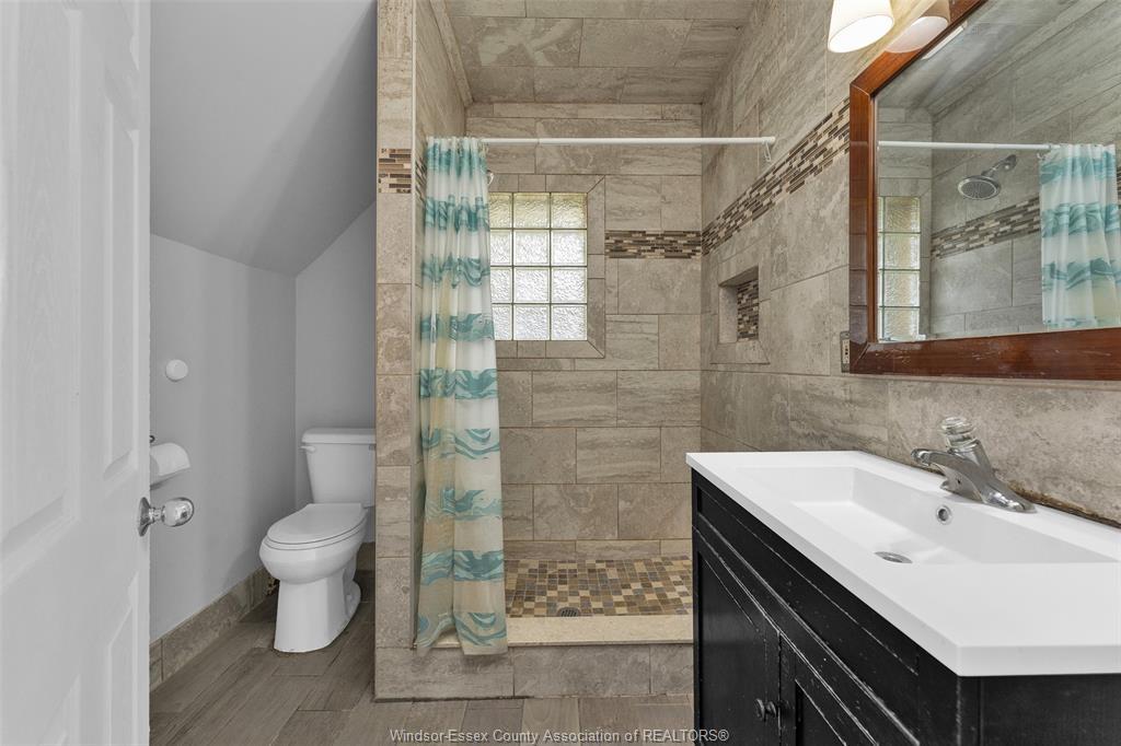 466 Rankin, Windsor, ON