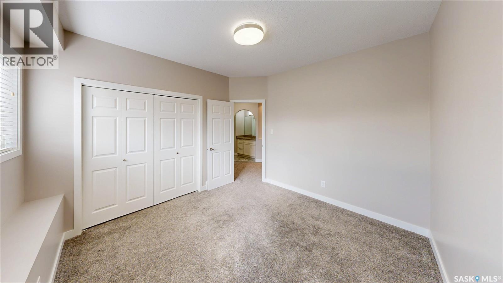5006 Wascana Vista Court, Regina, SK - Indoor