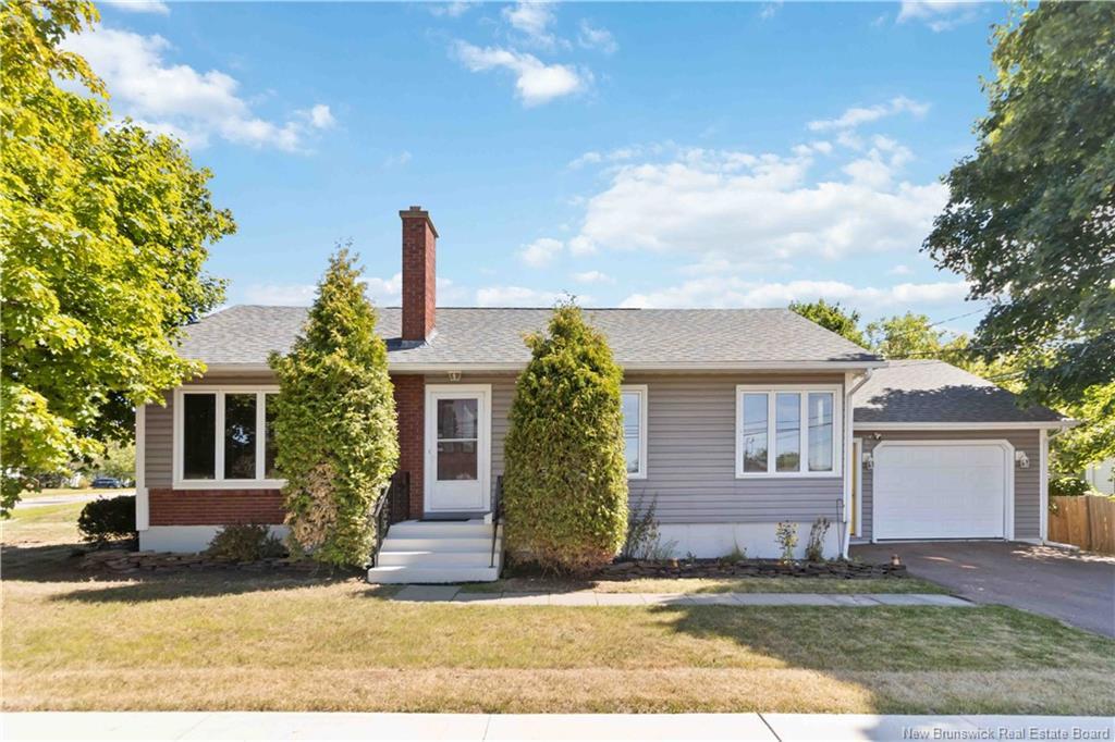 33 Ellerdale Ave, Moncton, NB