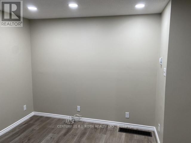 194 Dunlop Street E, Barrie, ON - Indoor Photo Showing Other Room