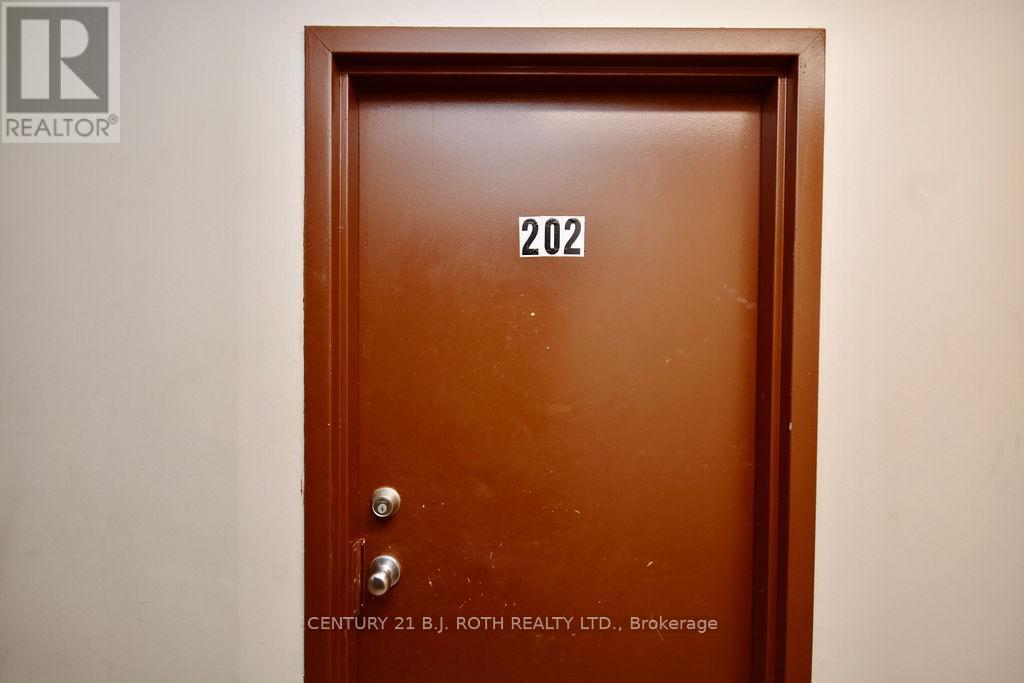 24 North Street N, Barrie, ON - Photo Showing Other Room