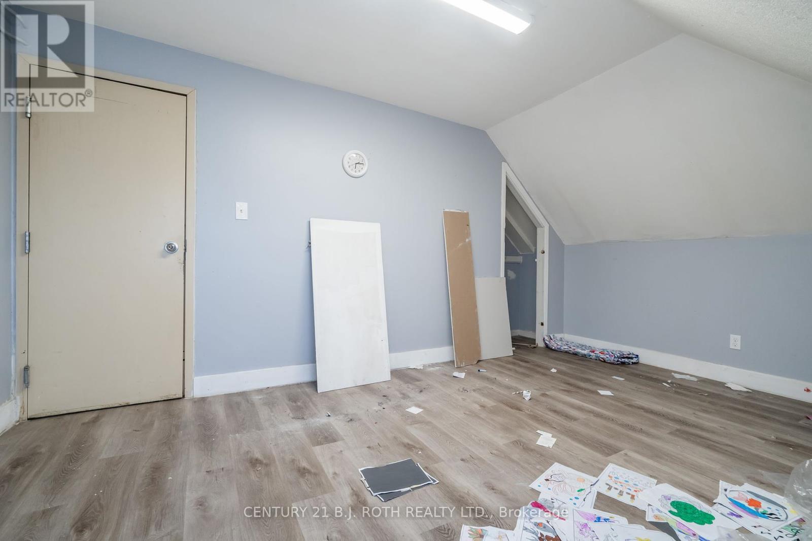 63 Mcdonald Street, Barrie, ON