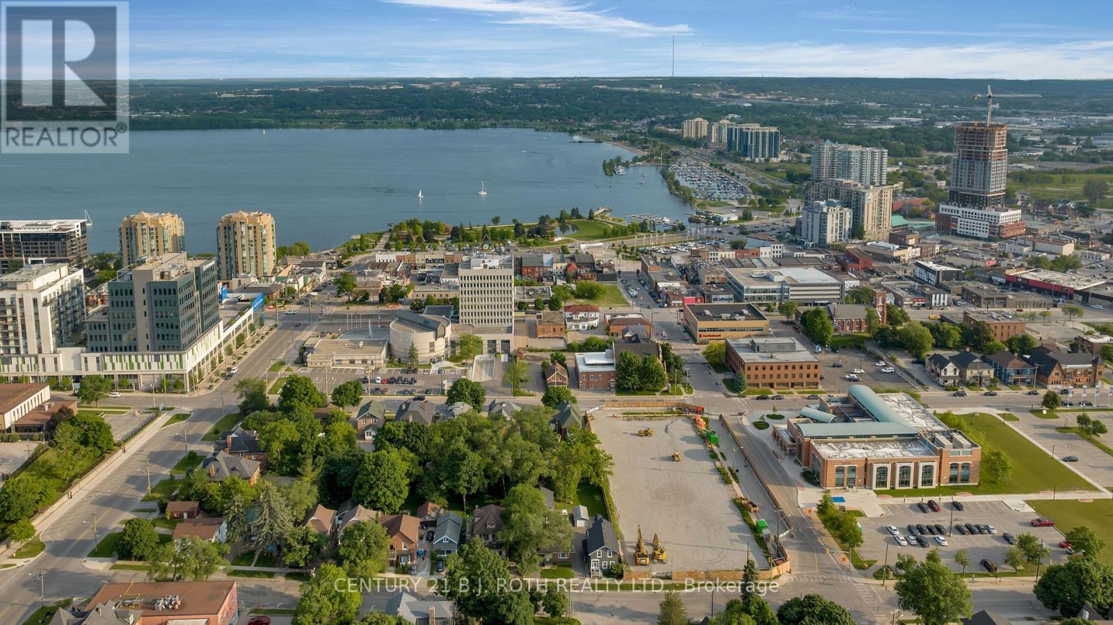 63 Mcdonald Street, Barrie, ON