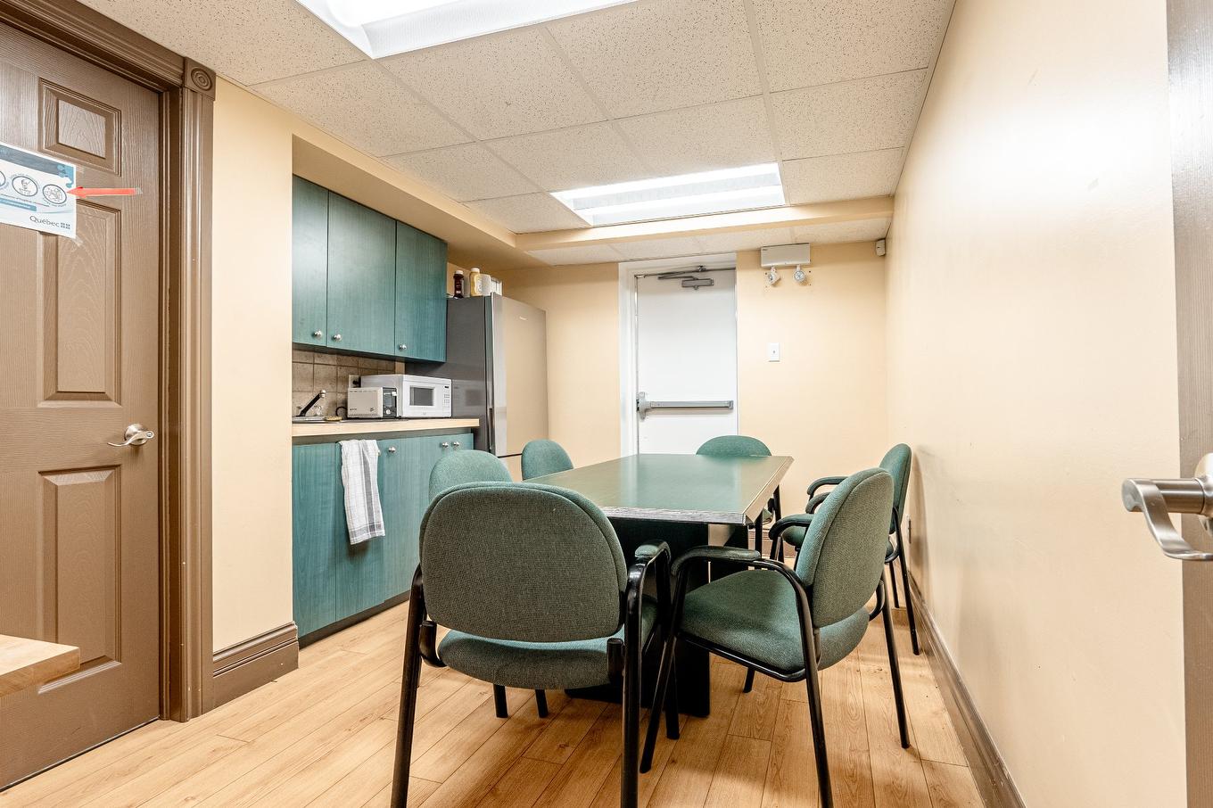 Kitchenette - 1340 Rue King O., Sherbrooke (Les Nations), QC - Indoor