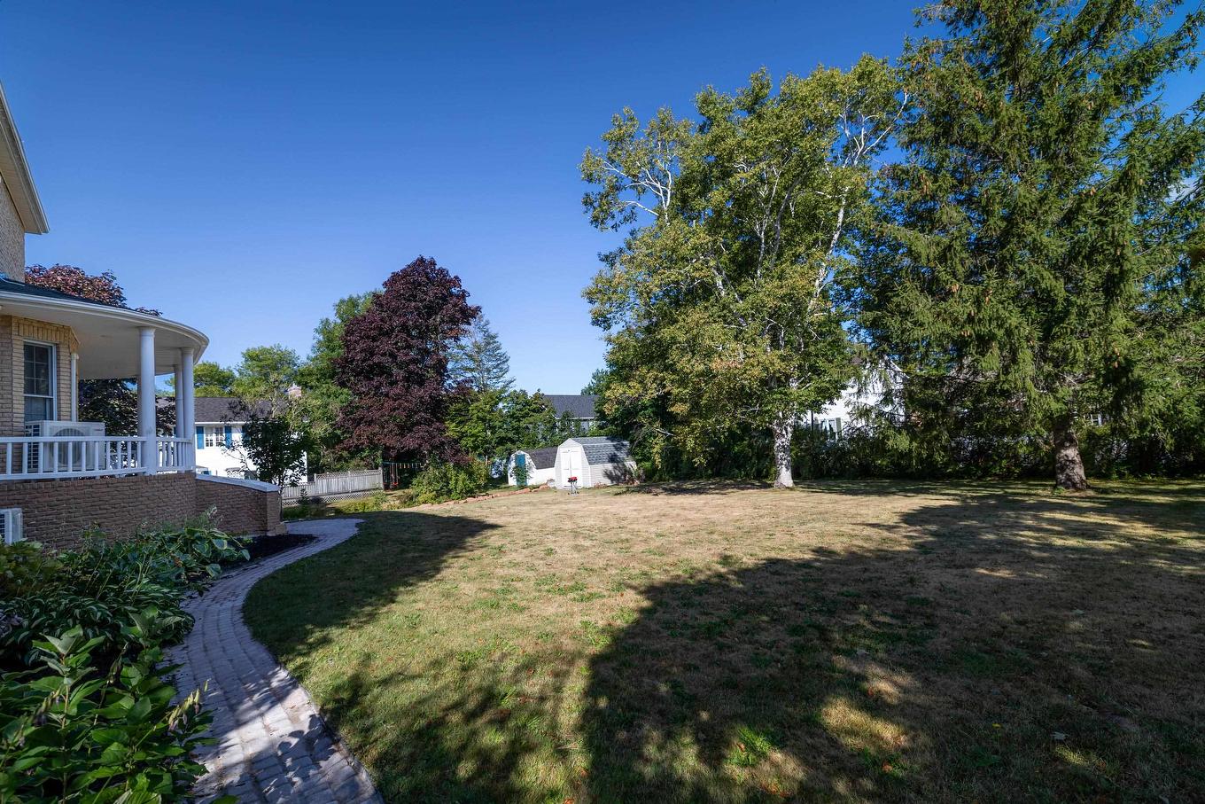 1 Strathmore Lane, Brighton, PE